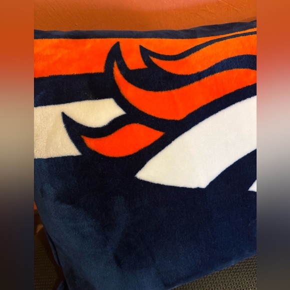 Northwest officially licensed Denver Broncos super plush Body Pillow NWOT - Picture 2 of 8